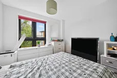 Broadwater Road, London