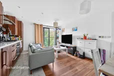 Broadwater Road, London