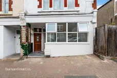 Seely Road, LONDON