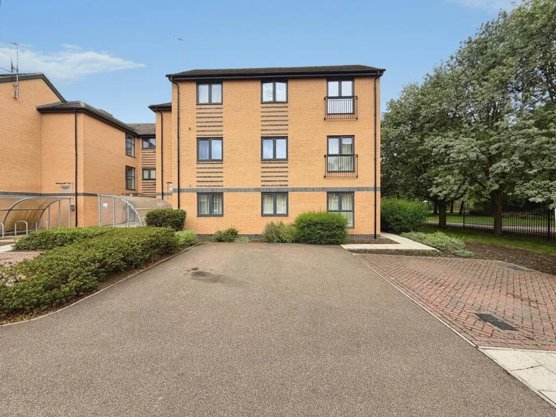 Property photo 8