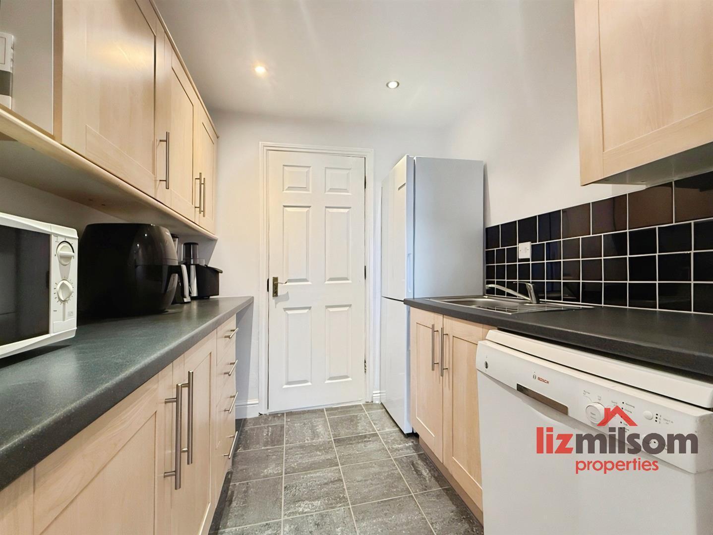 Derwent Road, Burton-On-Trent Image 5