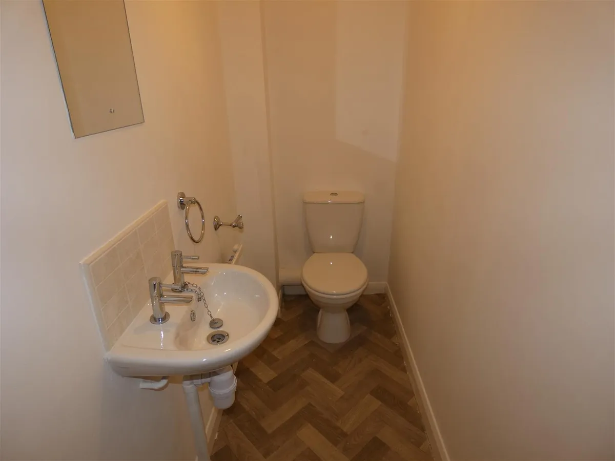 8 Harewood Crest, Brough