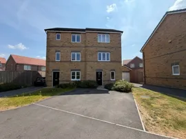 Lotus Crescent, Castleford photo