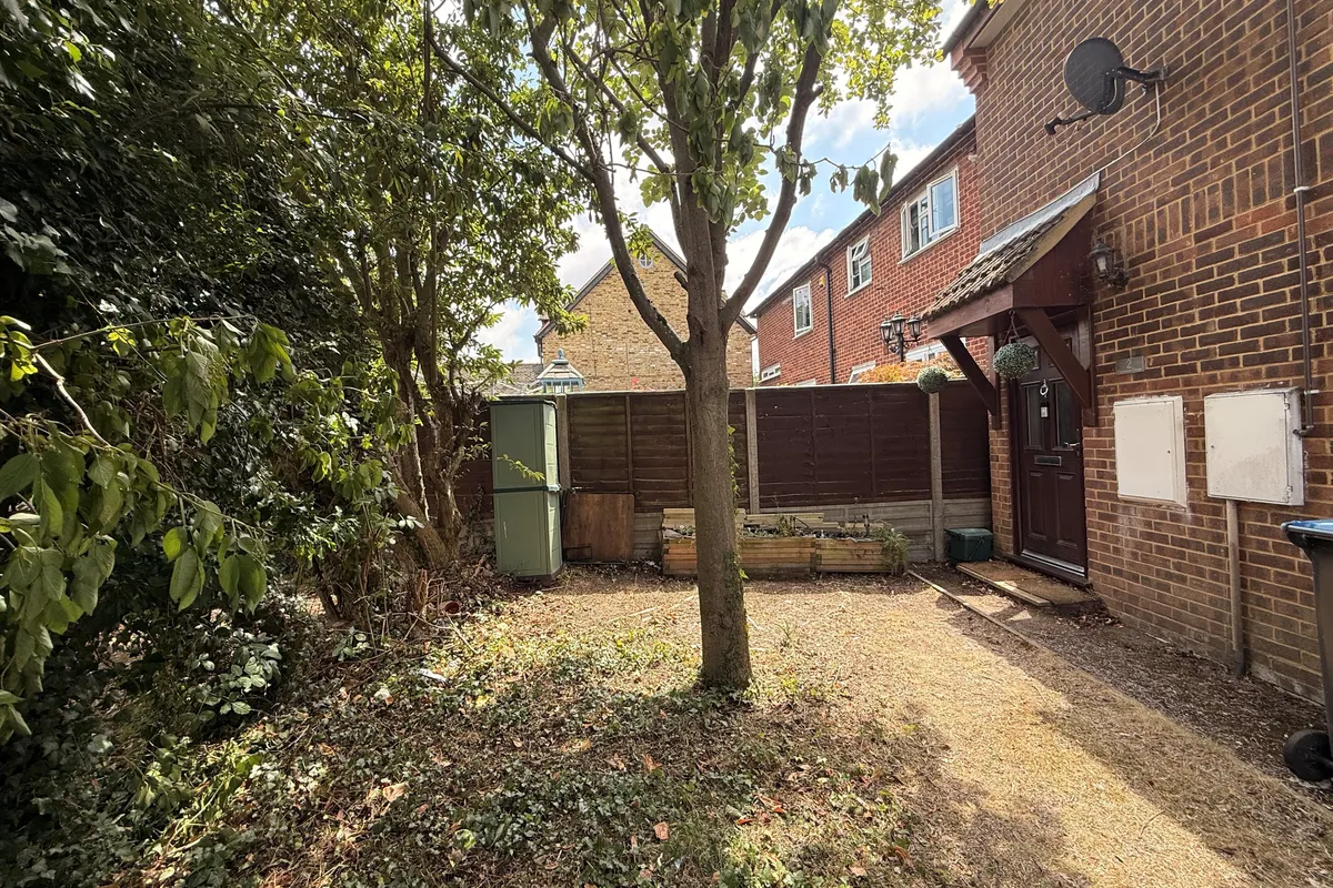 Florence Close, HARLOW