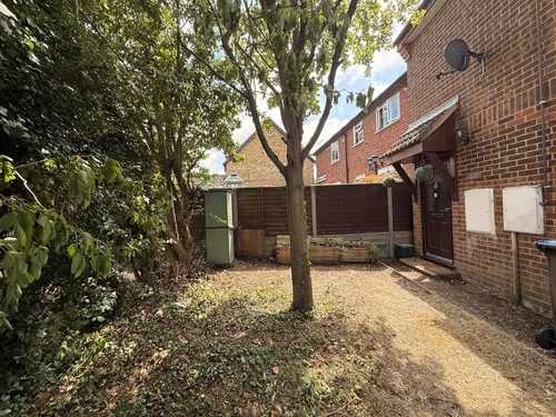 Florence Close, HARLOWphoto