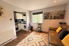 Florence Close, HARLOW