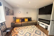 Florence Close, HARLOW