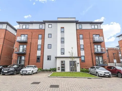 3 Rembrandt Way, Watfordphoto