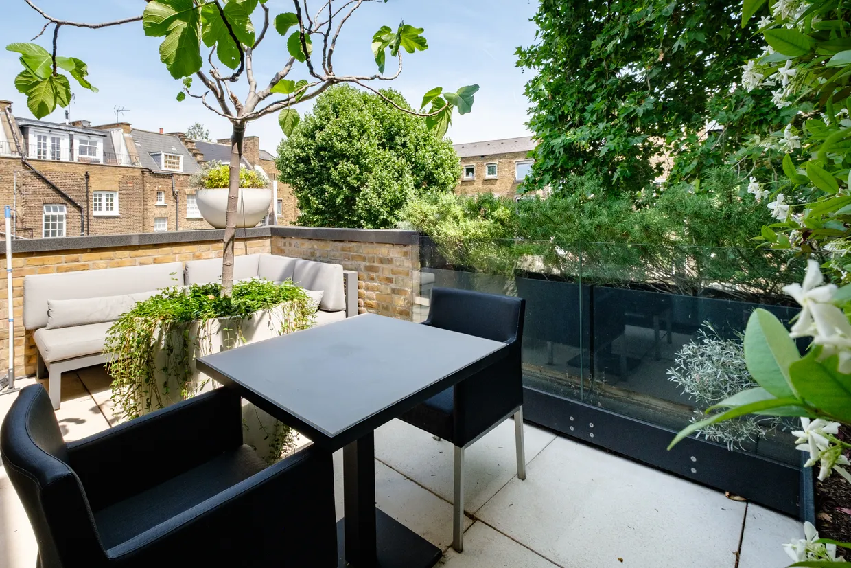 Liverpool Road, London, N1 photo 8