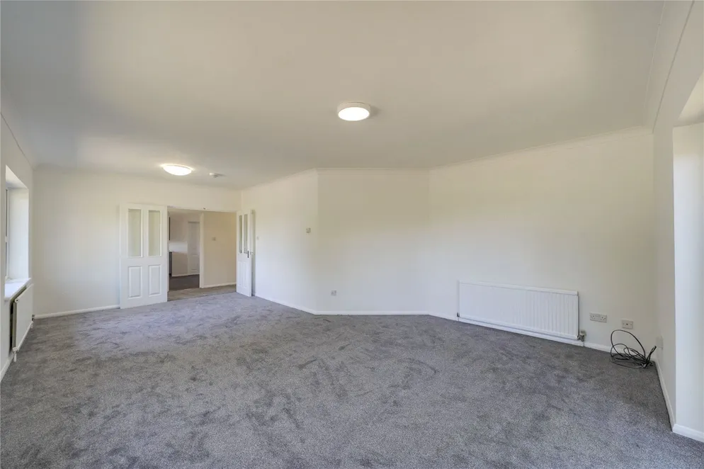 Property carousel item 17