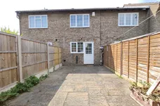 Sawyers Lawn, Ealing