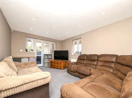Lungley Rise, Colchester thumb 2