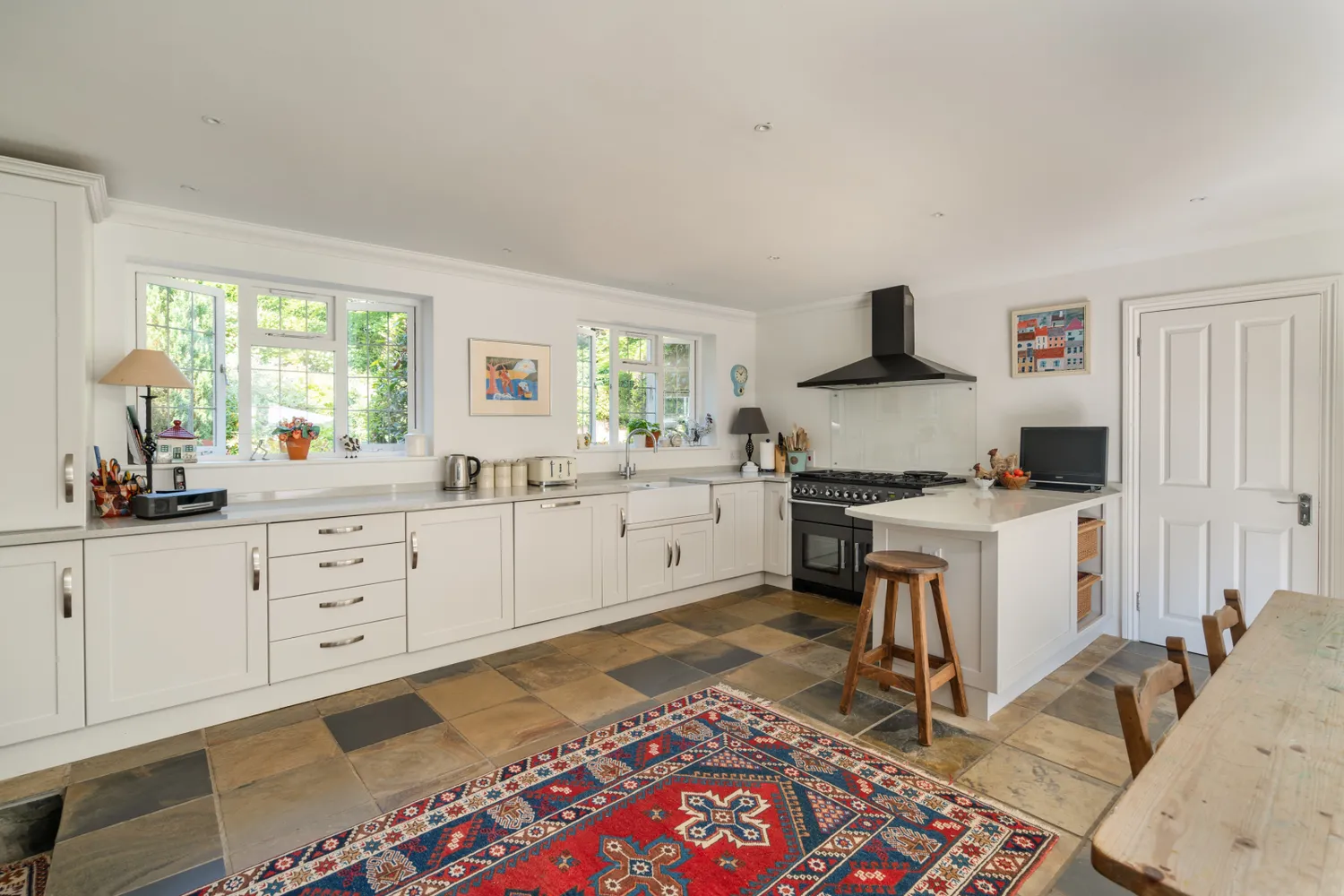 Lunghurst Road, Woldingham, CR3 photo 5