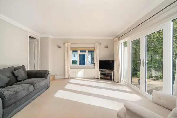 Lunghurst Road, Woldingham, CR3 photo 12