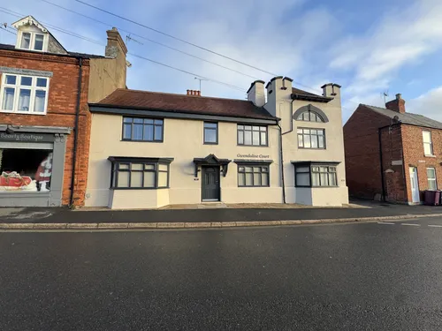High Street, Whitwell, Worksopphoto
