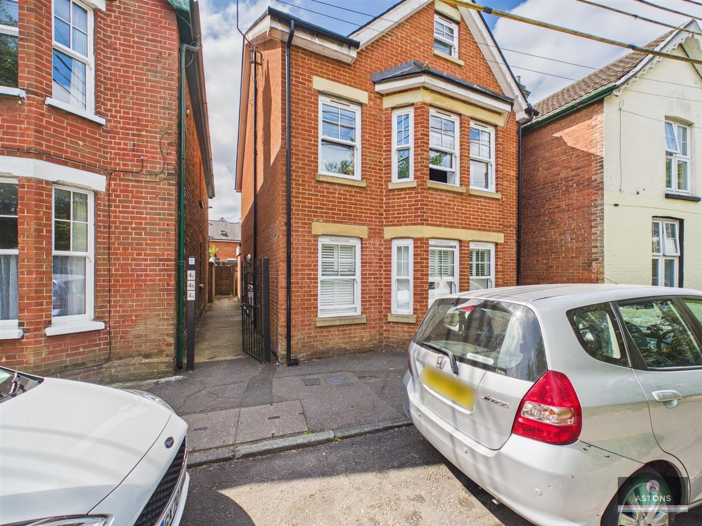 Springfield Road, Southgate Image 1