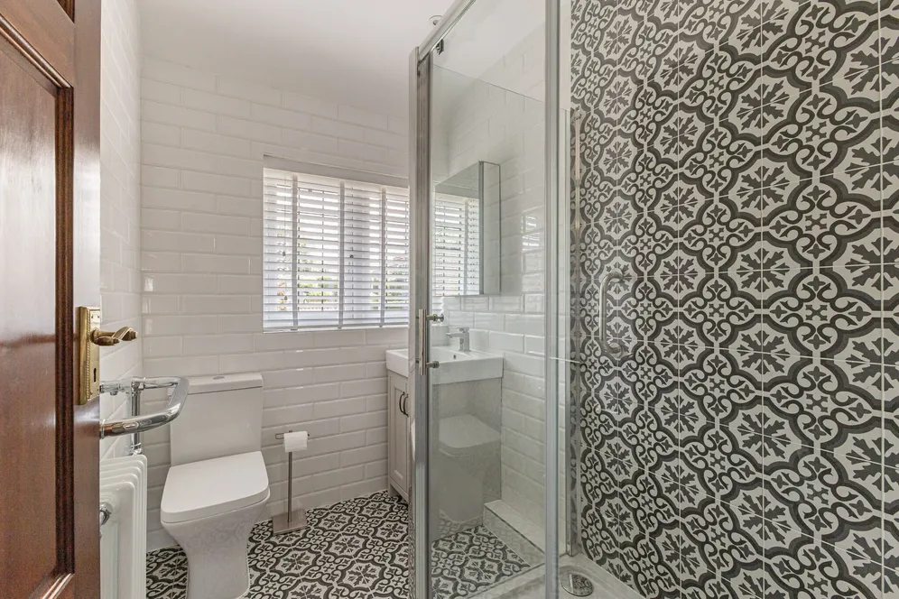 Jefferies Road, Leatherhead, KT24 photo 12