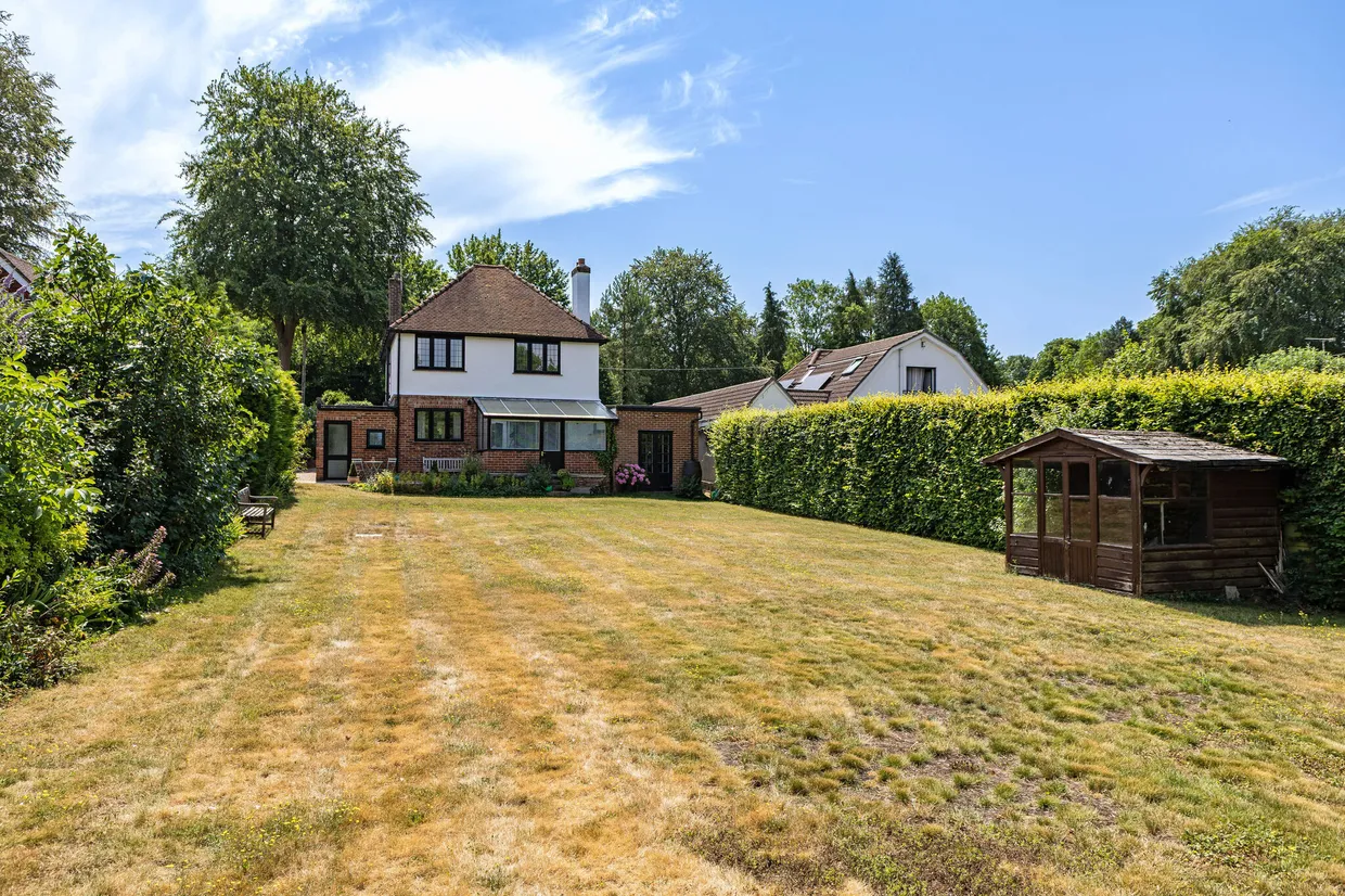 Jefferies Road, Leatherhead, KT24 photo 14