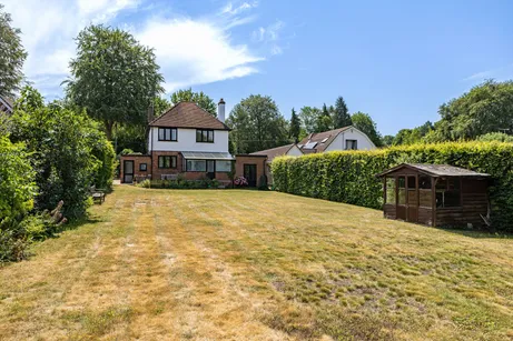 Jefferies Road, Leatherhead, KT24