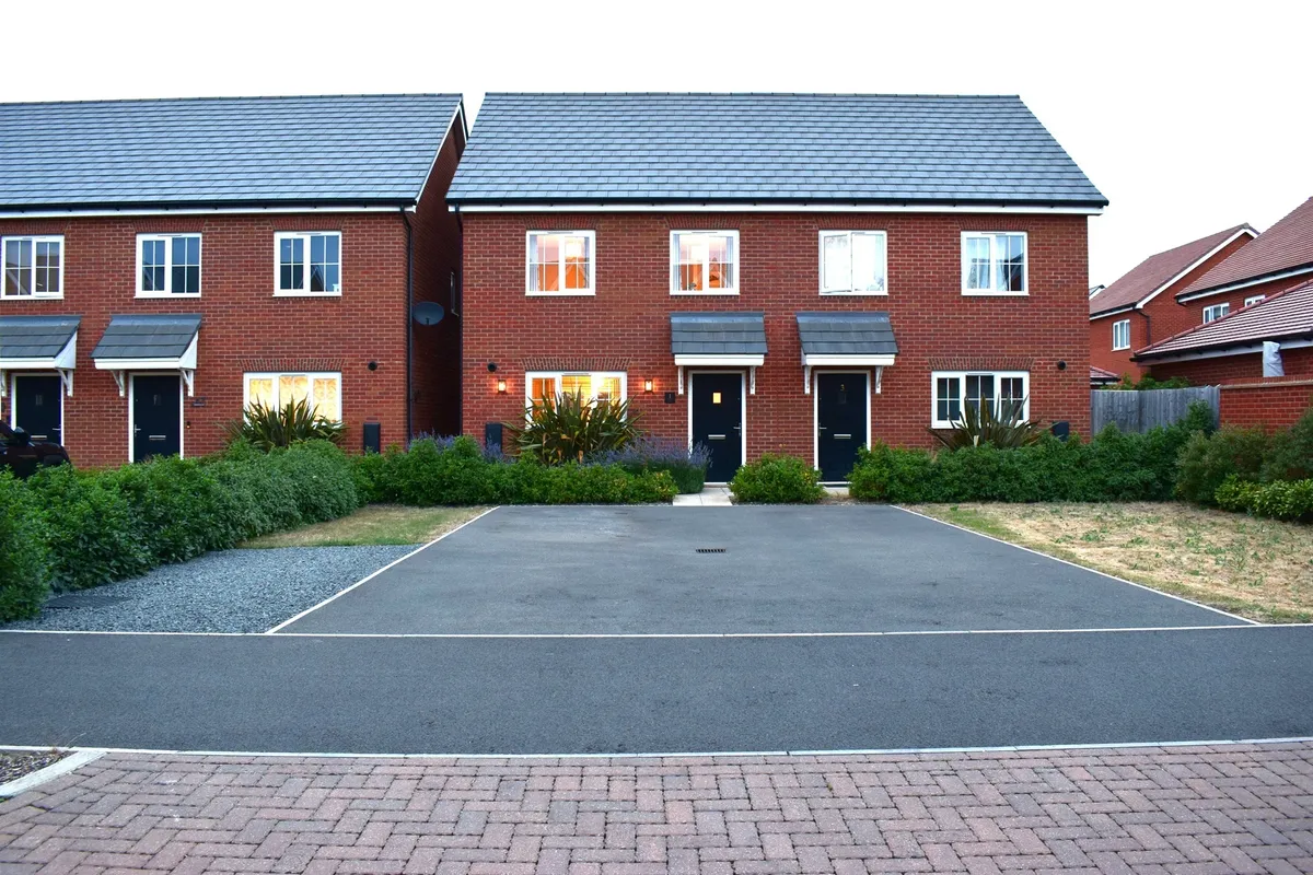 Banbury Drive, Hampton Water, Peterborough
