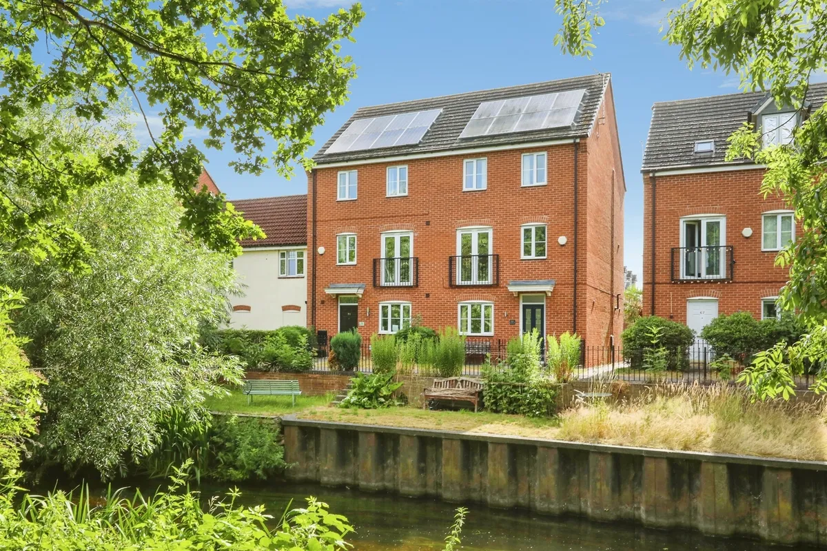 Waterfields, Retford