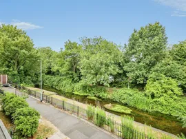 Waterfields, Retford thumb 3