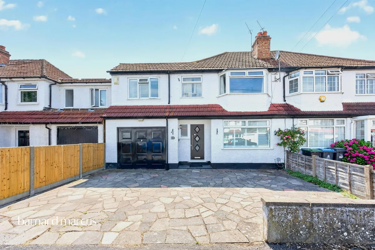 Ravenswood Avenue, Surbiton