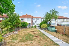 Ravenswood Avenue, Surbiton