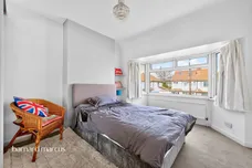 Ravenswood Avenue, Surbiton