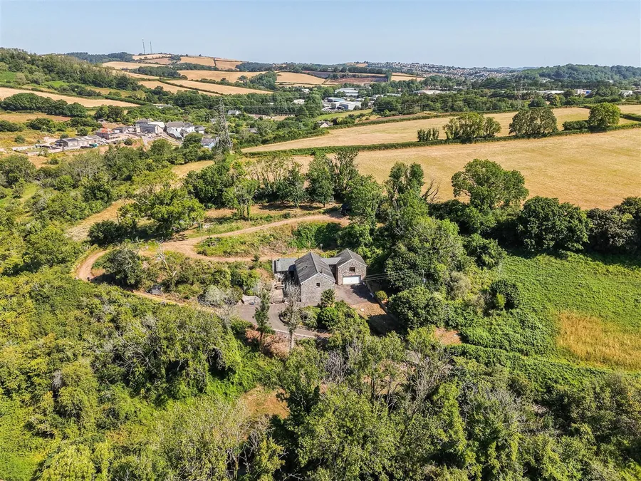 Property Image 11