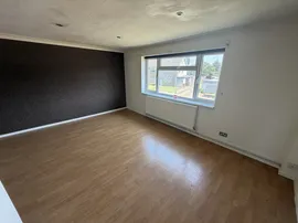 Fyfield Road, Rainham thumb 3