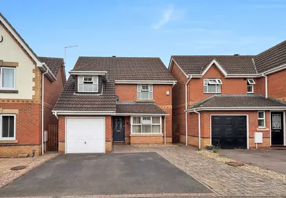 Riverstone Way, Hunsbury Meadows, Northampton, NN4