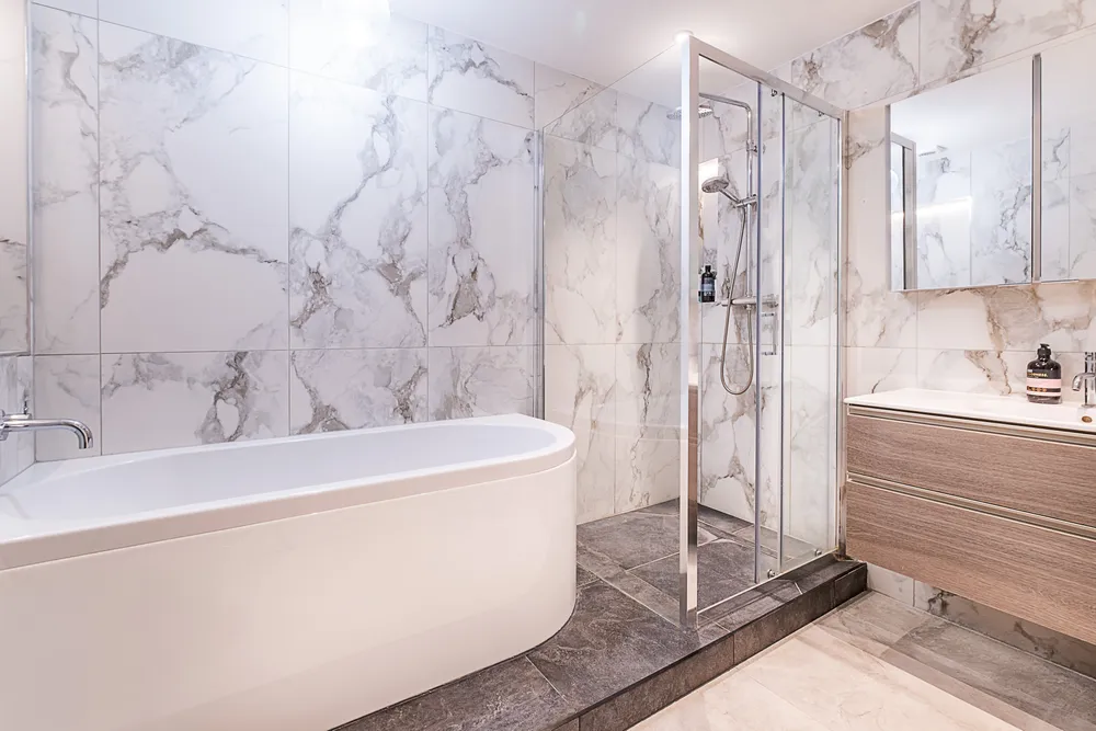 Albany Passage, Richmond, TW10