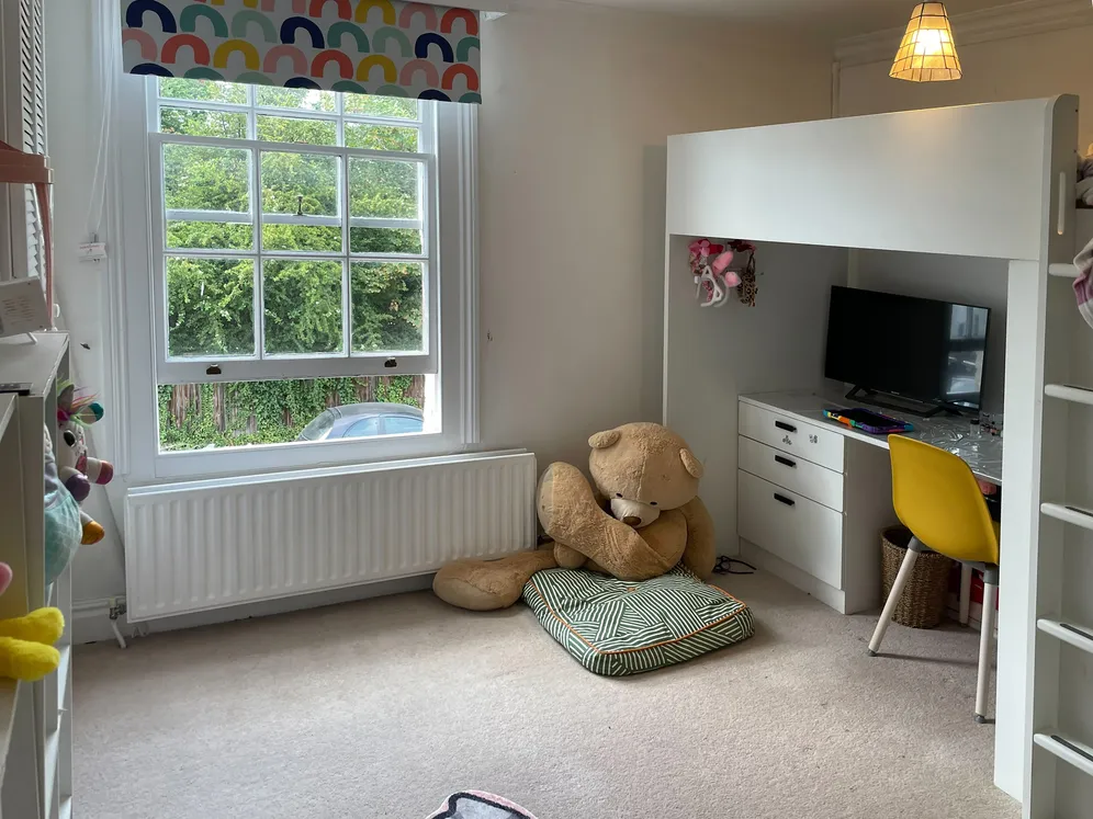 Victoria Road, Kingston Upon Thames, KT1 photo 3