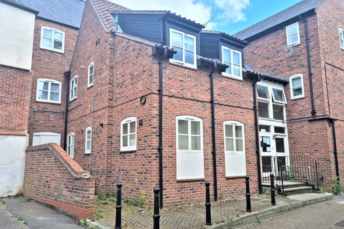 New Inn Yard, WISBECH