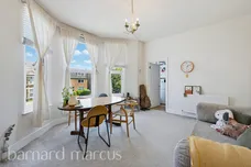 The Avenue, SURBITON
