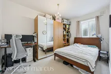 The Avenue, SURBITON