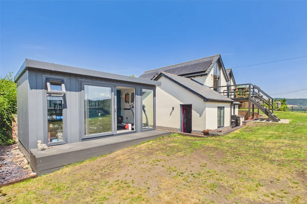 Property carousel item 30