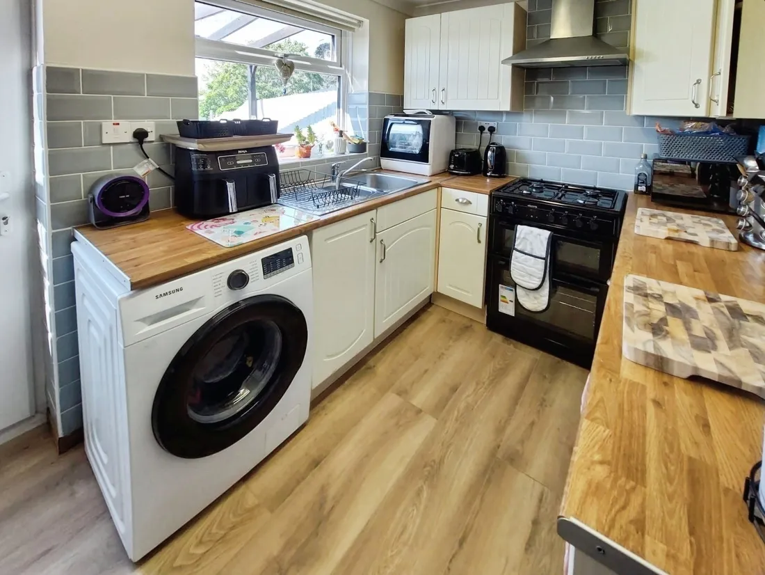 Property photo 8