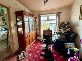 Saxton Place, Huddersfield thumb 3