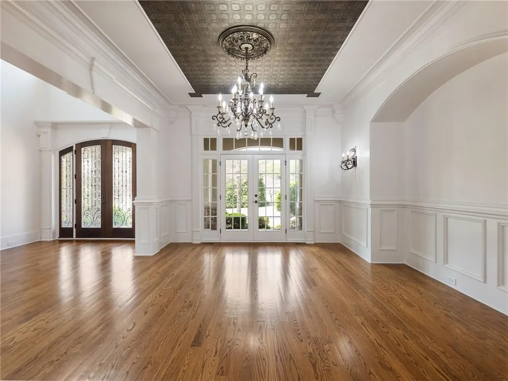 2279 Weeping Oak Dr, Braselton, GA 30517