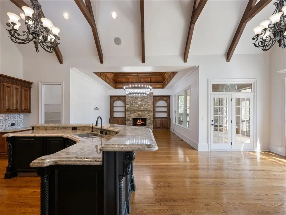 2279 Weeping Oak Dr, Braselton, GA 30517
