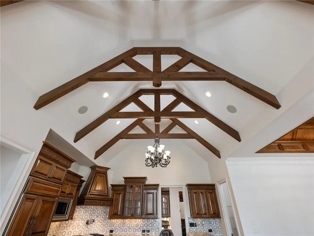 2279 Weeping Oak Dr, Braselton, GA 30517