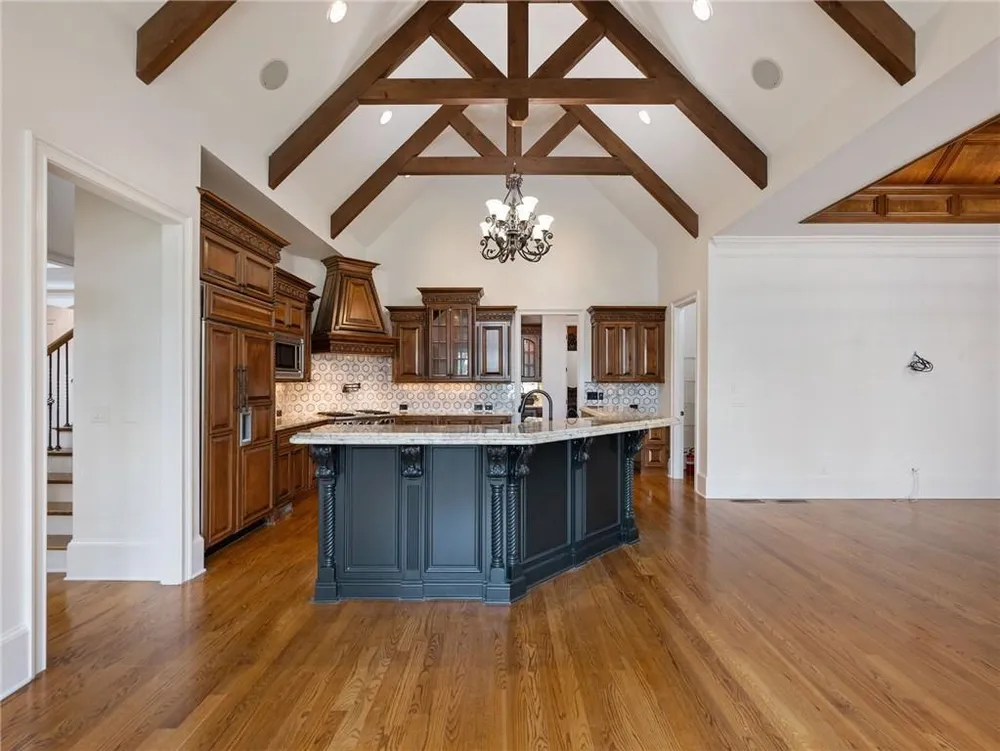2279 Weeping Oak Dr, Braselton, GA 30517