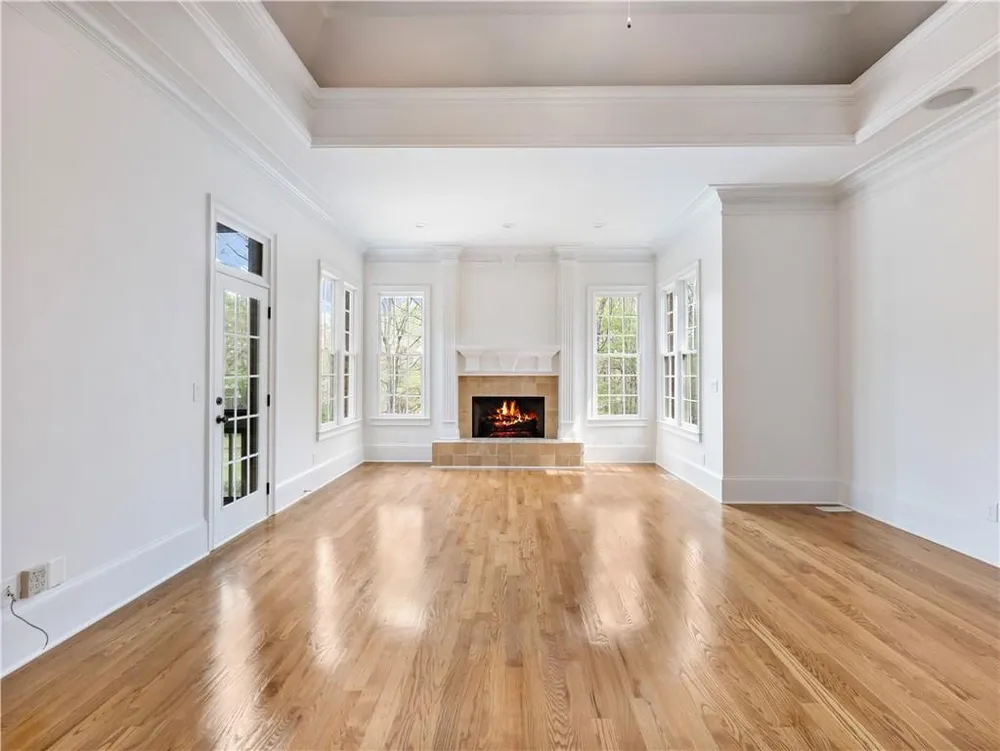 2279 Weeping Oak Dr, Braselton, GA 30517