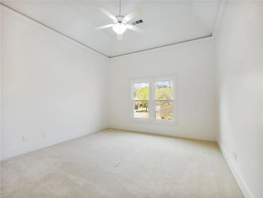 2279 Weeping Oak Dr, Braselton, GA 30517