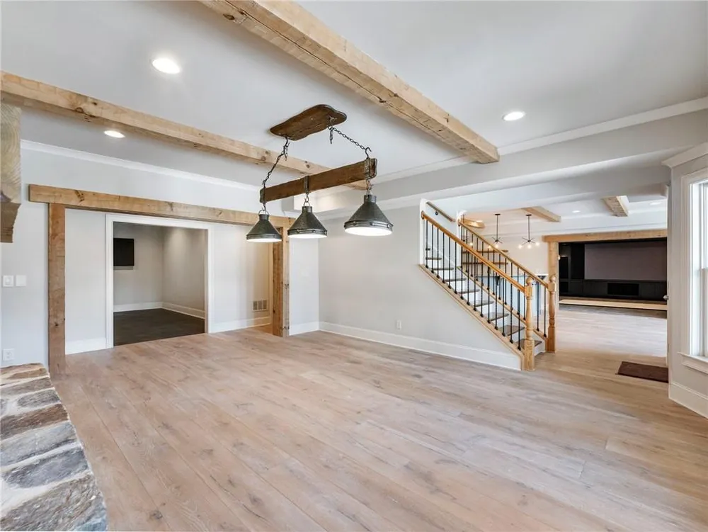 2279 Weeping Oak Dr, Braselton, GA 30517