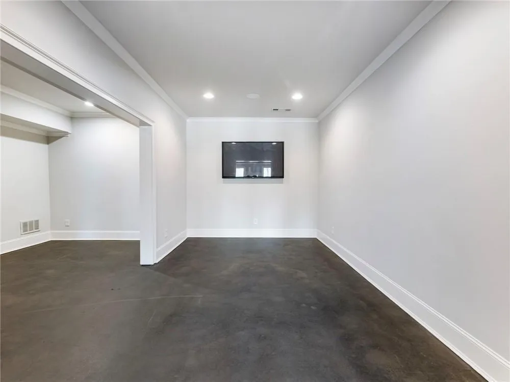2279 Weeping Oak Dr, Braselton, GA 30517