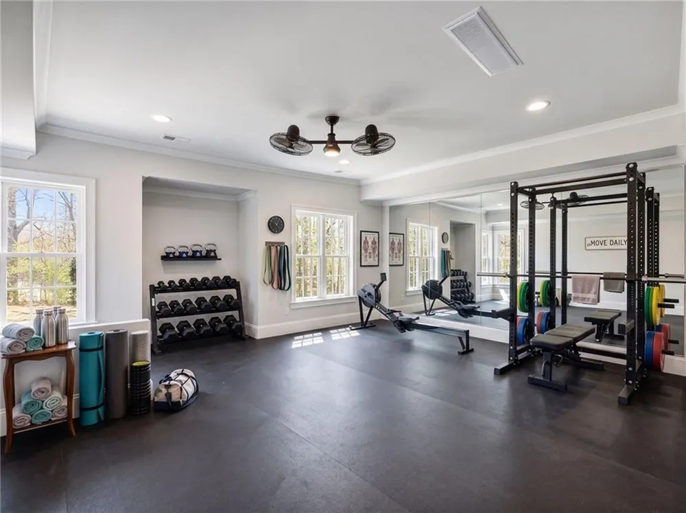 2279 Weeping Oak Dr, Braselton, GA 30517