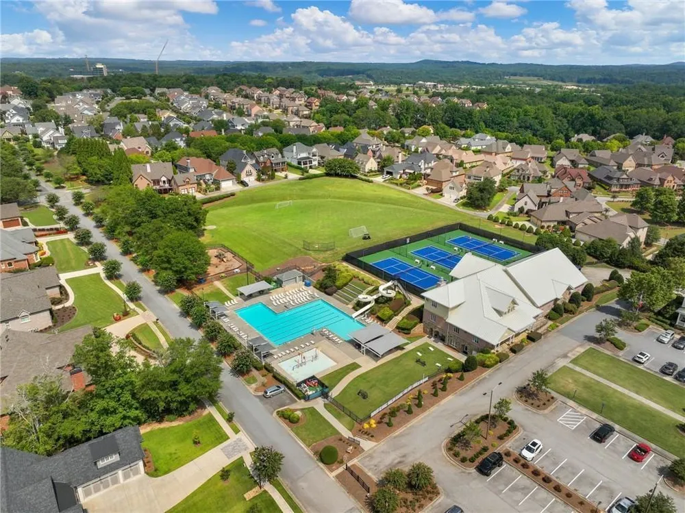 2279 Weeping Oak Dr, Braselton, GA 30517
